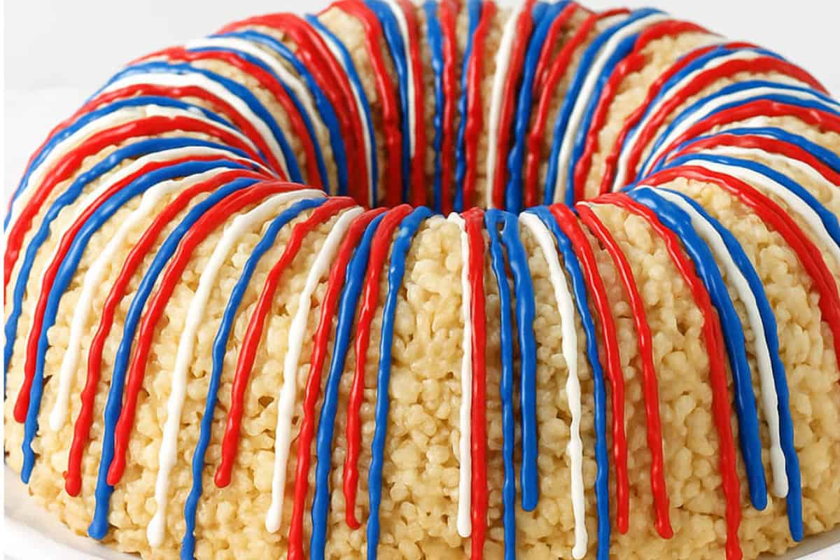 15 Easy 4th of July Rice Krispie Treats