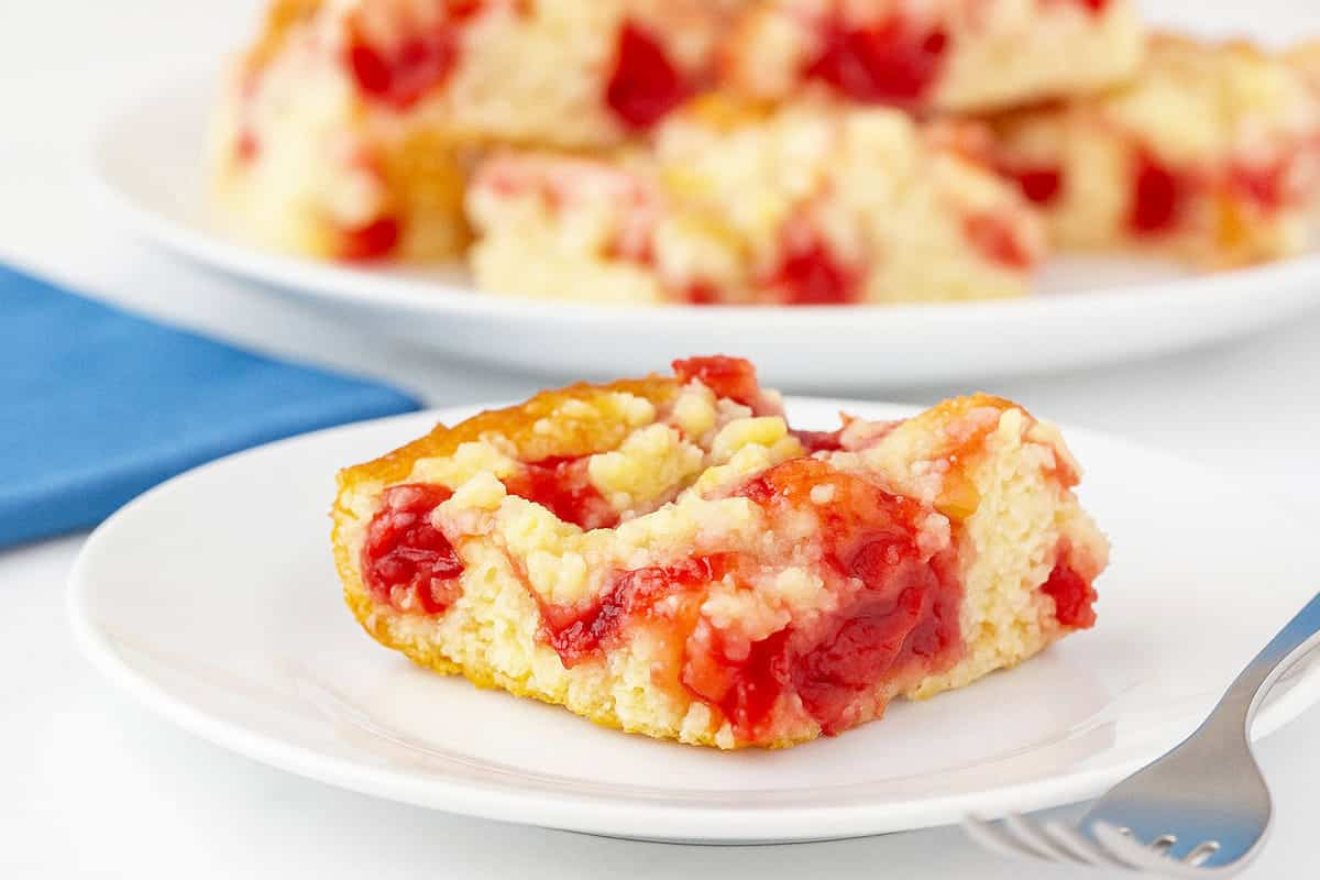 Easy Cherry Coffee Cake