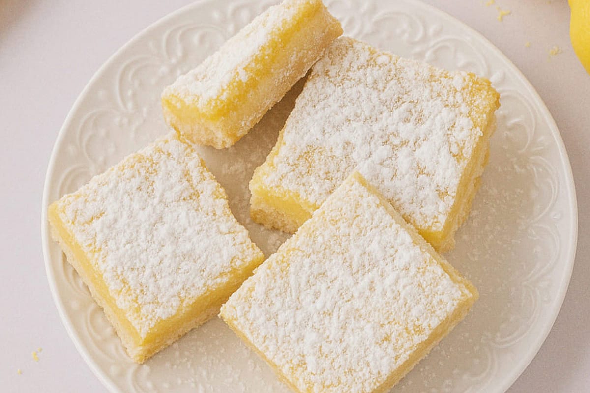 Grandma’s Amazing Lemon Squares