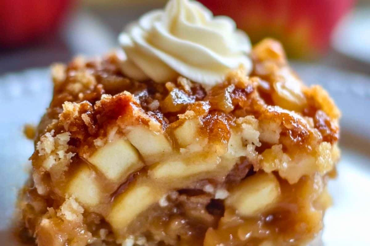 Easy Caramel Apple Dump Cake